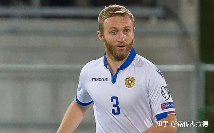 包含丹麦国家队挑战亚美尼亚，备战决战期待胜利的词条