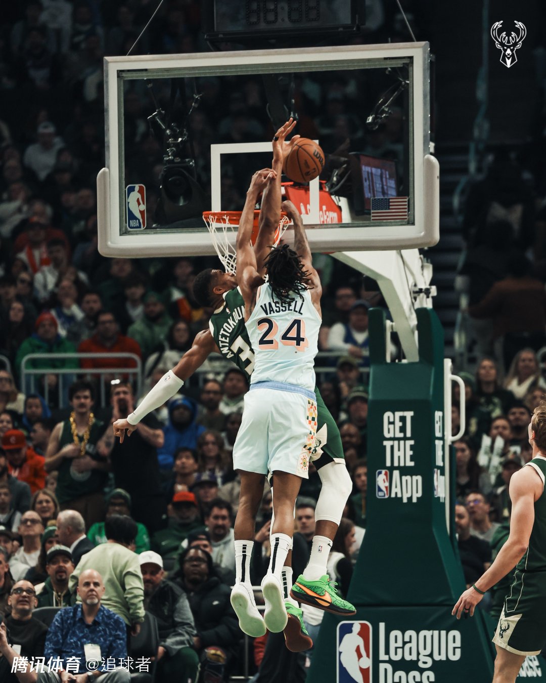 关于字母哥爆冷击败塞尔维亚队，赛况扑朔迷离引爆全场！的信息