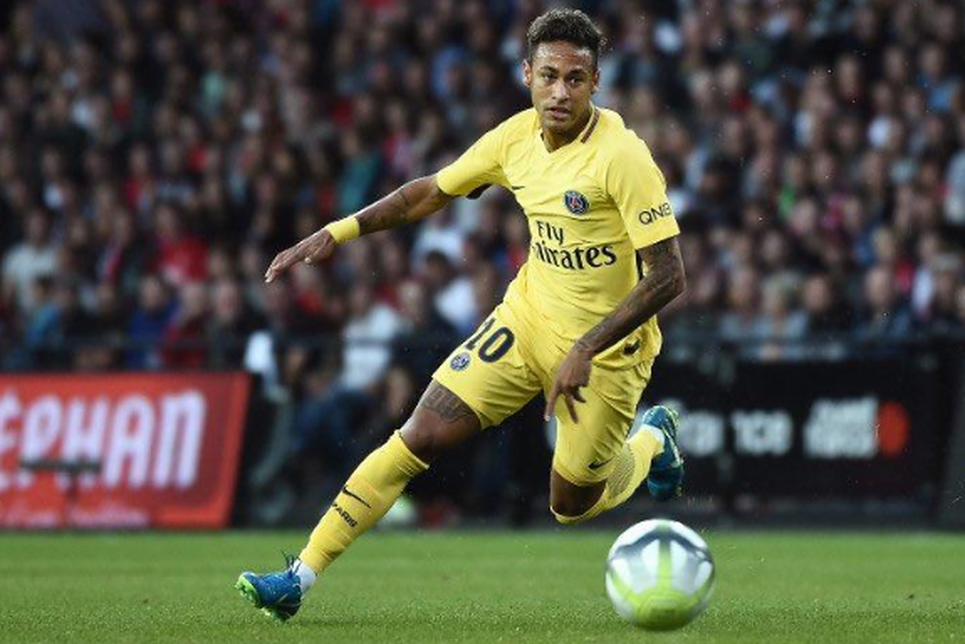  内马尔关键节点高光表现，TES带队取胜！