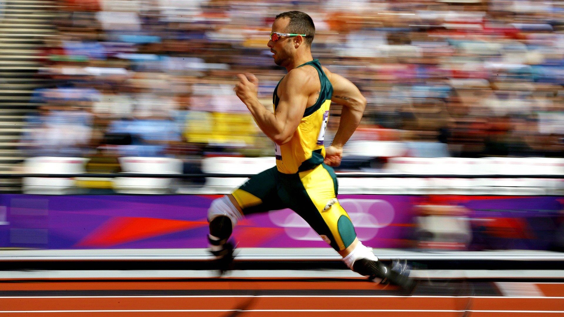 阿扎伦卡七连败阴霾笼罩，切尔西教练危局难解——双线战场的压力与希望